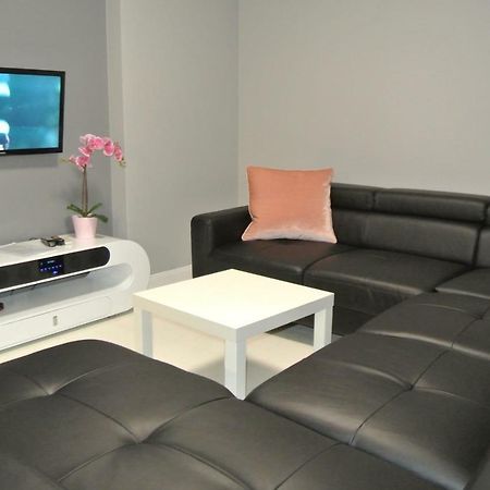 Apartamenty Centrum- Kochanowskiego -Dawniej Two-Bedroom Apartment Ζιελόνα Γκόρα Εξωτερικό φωτογραφία
