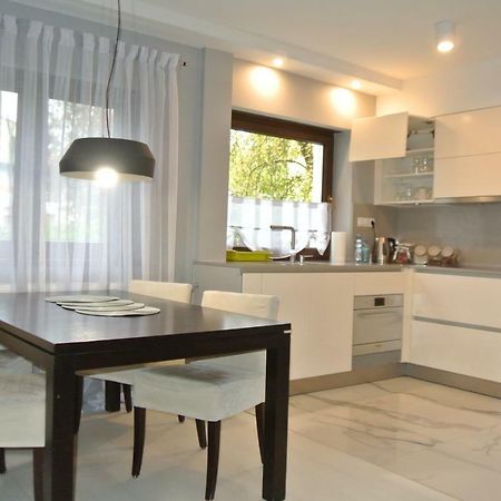 Apartamenty Centrum- Kochanowskiego -Dawniej Two-Bedroom Apartment Ζιελόνα Γκόρα Εξωτερικό φωτογραφία