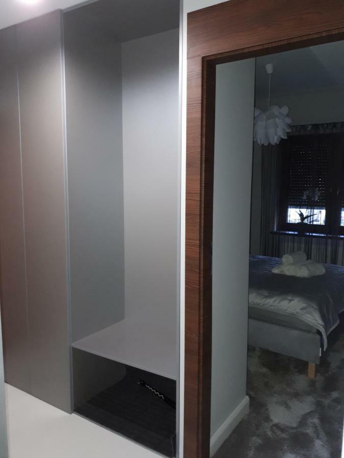 Apartamenty Centrum- Kochanowskiego -Dawniej Two-Bedroom Apartment Ζιελόνα Γκόρα Εξωτερικό φωτογραφία