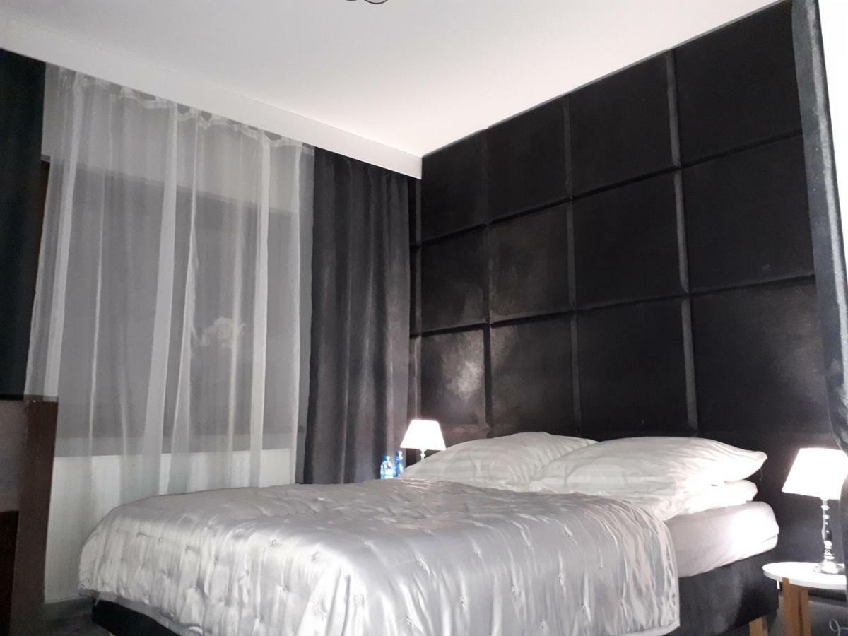 Apartamenty Centrum- Kochanowskiego -Dawniej Two-Bedroom Apartment Ζιελόνα Γκόρα Εξωτερικό φωτογραφία
