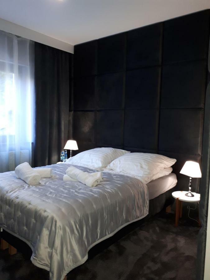Apartamenty Centrum- Kochanowskiego -Dawniej Two-Bedroom Apartment Ζιελόνα Γκόρα Εξωτερικό φωτογραφία