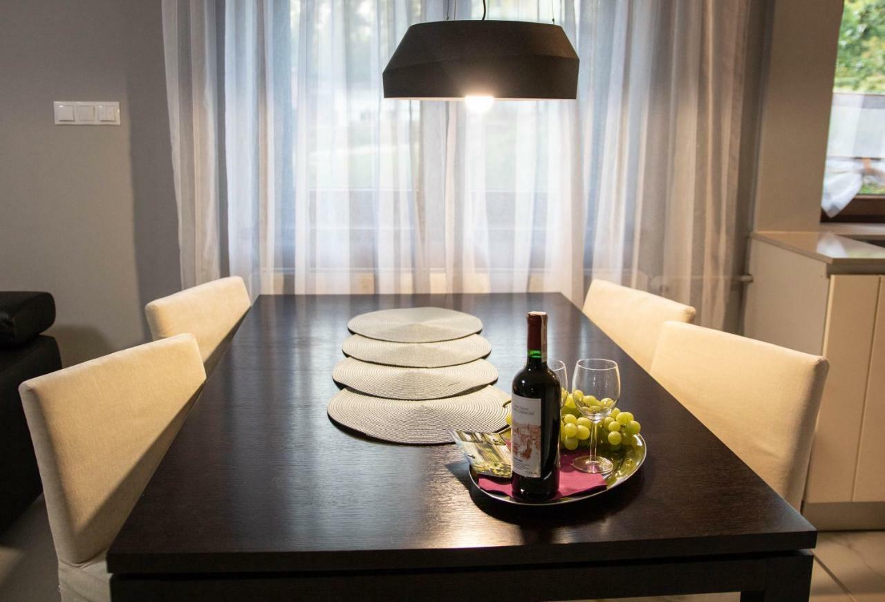 Apartamenty Centrum- Kochanowskiego -Dawniej Two-Bedroom Apartment Ζιελόνα Γκόρα Εξωτερικό φωτογραφία
